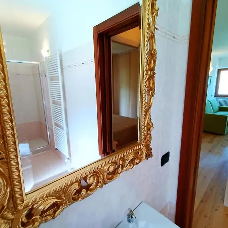 Domus Incantus Apartment Malcesine